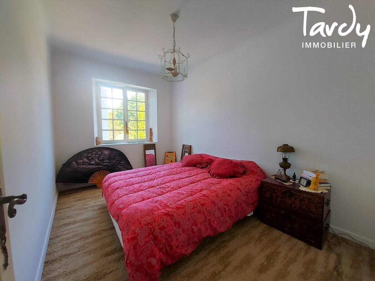 Mas en pierre - 3 habitations possibles - 13560 SENAS - Snas