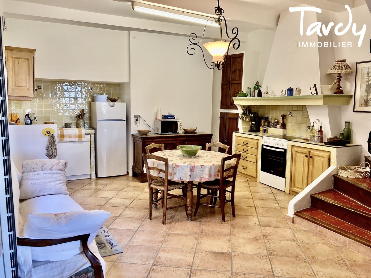 Maison de charme, centre village - 84560 MENERBES - Mnerbes - MAISON DE CARACTERE CENTRE VILLAGE CLASS 84560 MENERBES