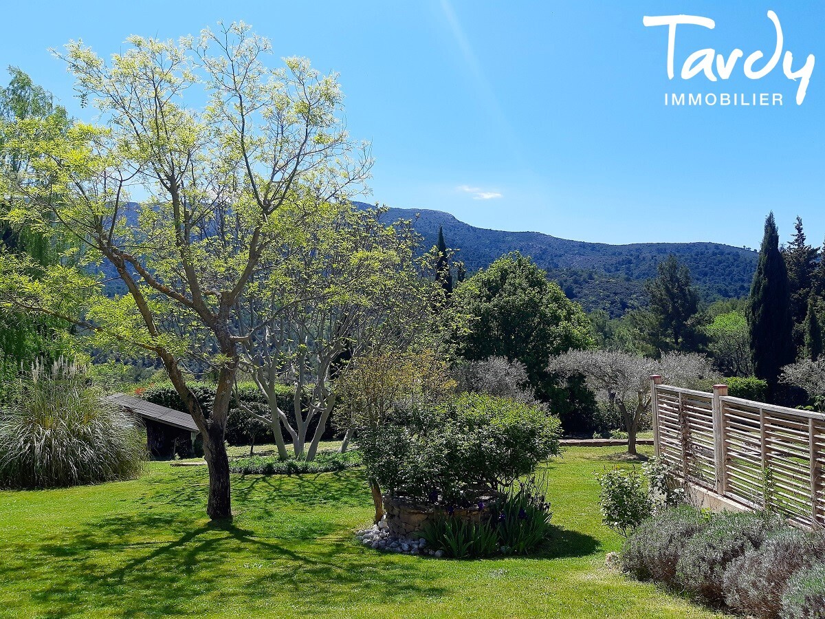 Belle bastide avec dpendances vue Ste Victoire - proche 13100 AIX EN PROVENCE - Aix-en-Provence