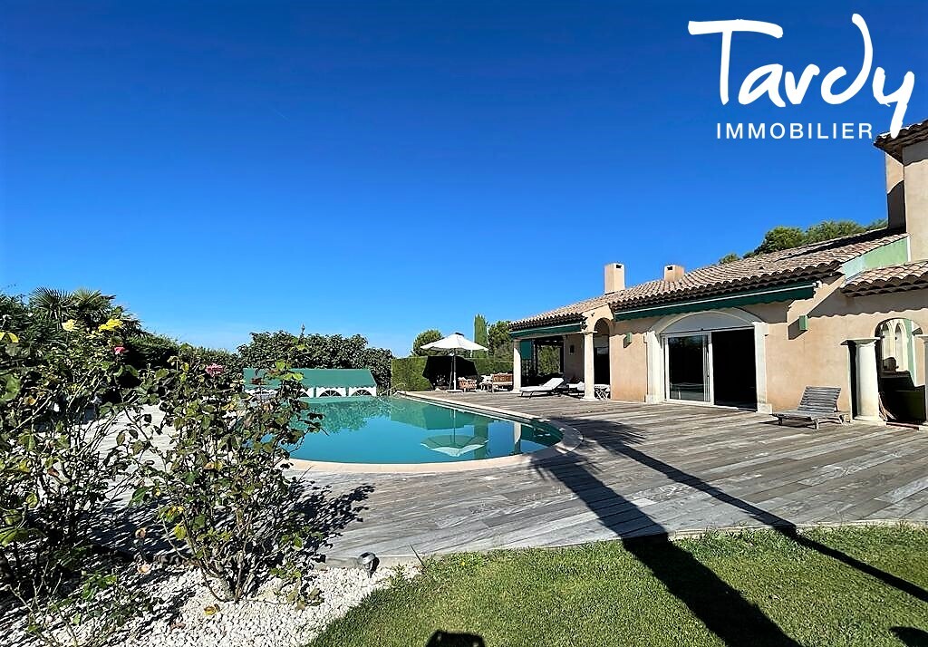 Villa d'architecte -  A 10 mn du centre -   13100 PUYRICARD - Aix-en-Provence