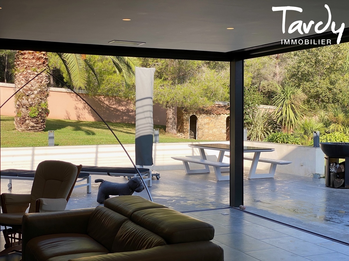 Ancien mas rnov, proprit familiale 7 chambres - 13600 LA CIOTAT - La Ciotat