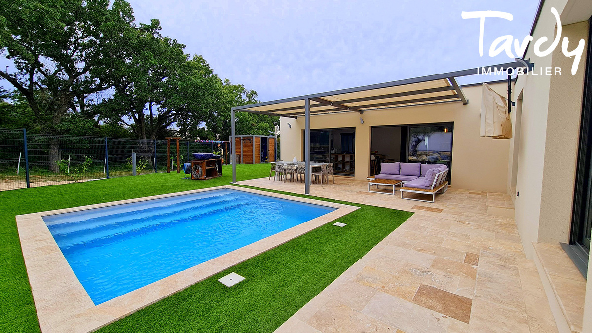 Villa contemporaine - 30650 SAZE - ROCHEFORT DU GARD - Villa contemporaine Avignon