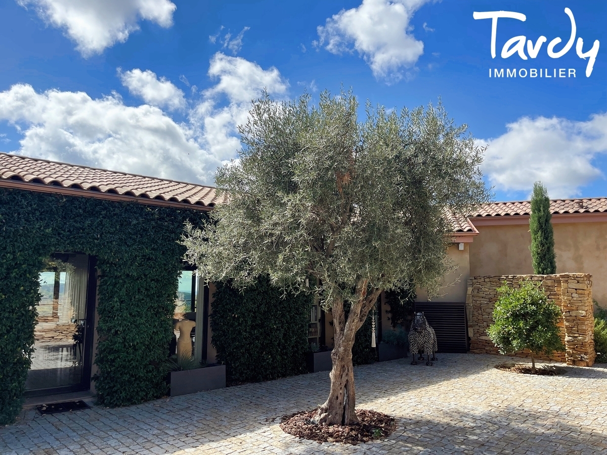 Contemporaine vue mer panoramique - 83740 LA CADIERE D'AZUR - La Cadi�re-d'Azur