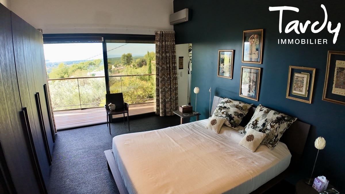 Contemporaine vue mer panoramique - 83740 LA CADIERE D'AZUR - La Cadi�re-d'Azur