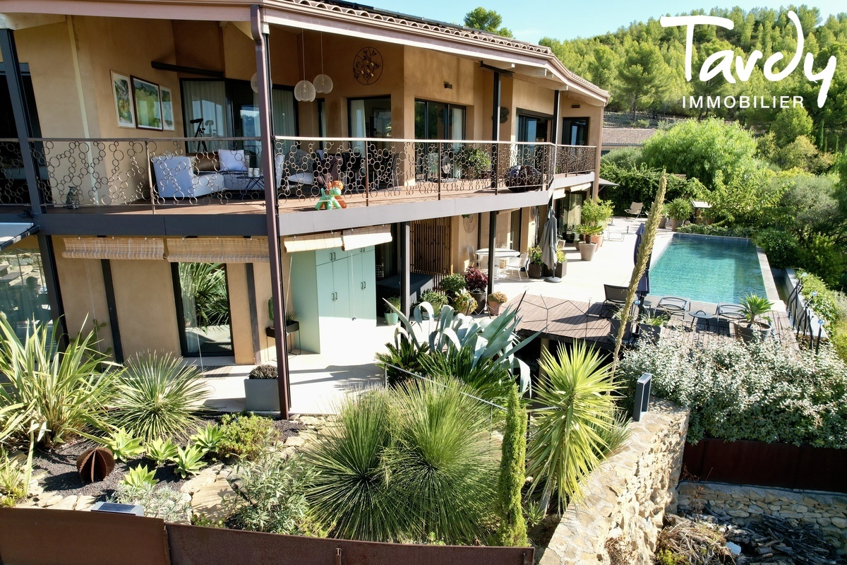 Contemporaine vue mer panoramique - 83740 LA CADIERE D'AZUR - La Cadi�re-d'Azur