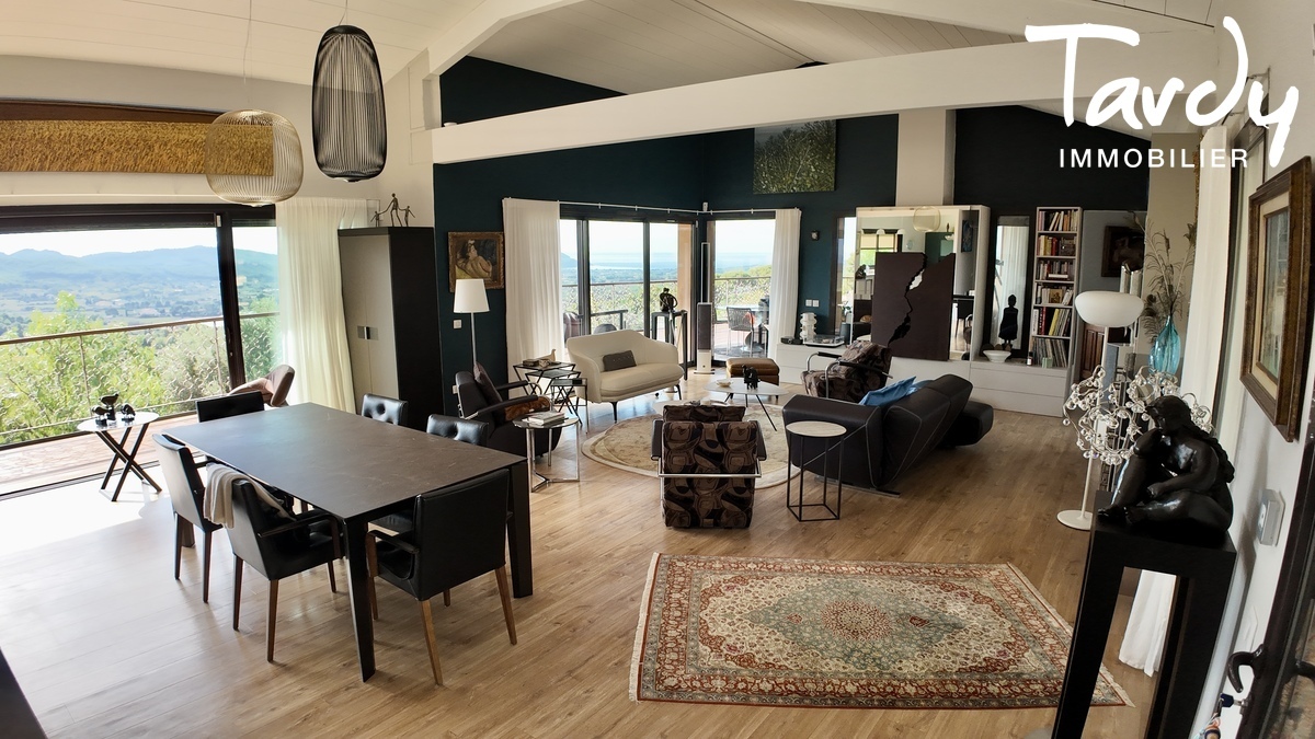 Contemporaine vue mer panoramique - 83740 LA CADIERE D'AZUR - La Cadi�re-d'Azur