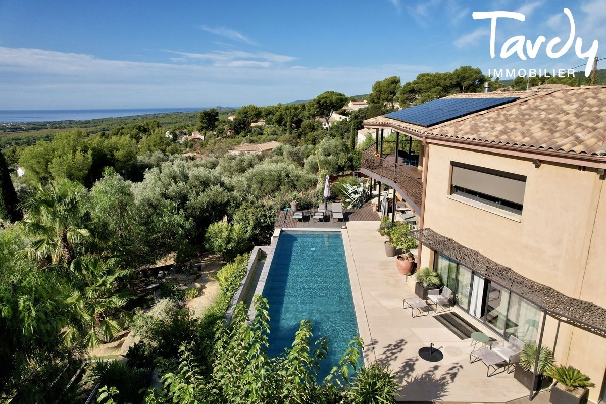 Contemporaine vue mer panoramique - 83740 LA CADIERE D'AZUR - La Cadi�re-d'Azur - 83740 LA CADIERE D'AZUR TARDY IMMOBILIER