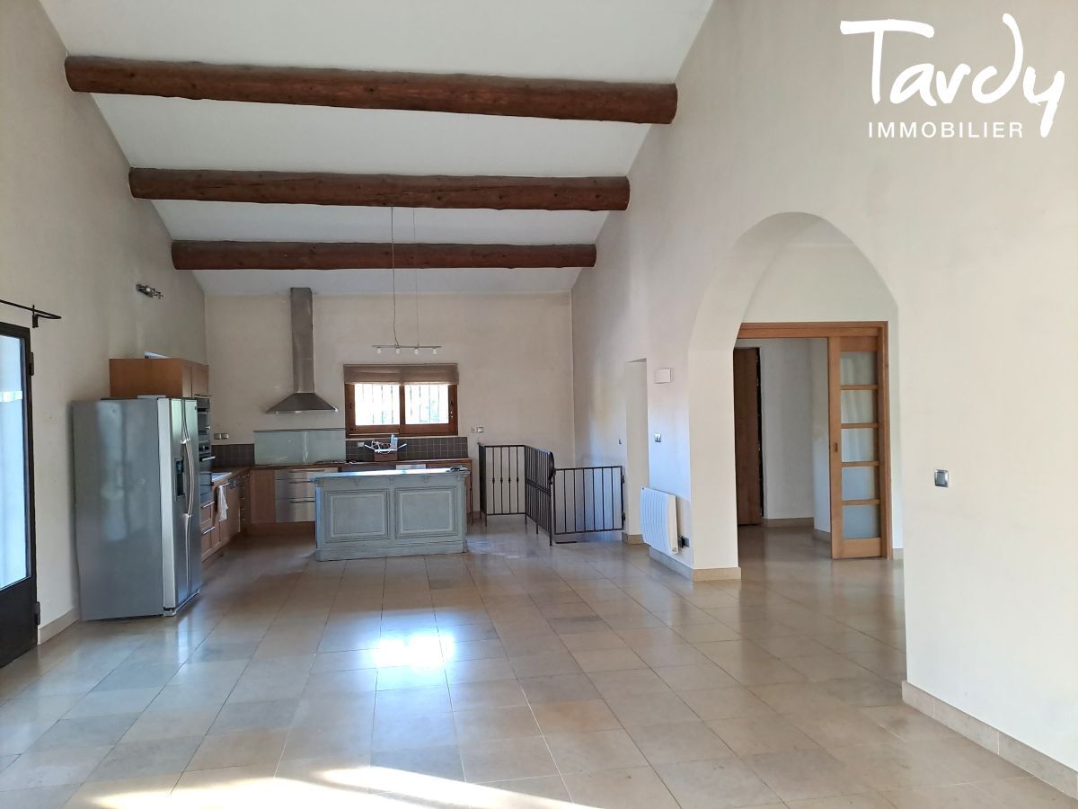 Bastide rcente - proche centre ville - 13 100 AIX EN PROVENCE - Aix-en-Provence
