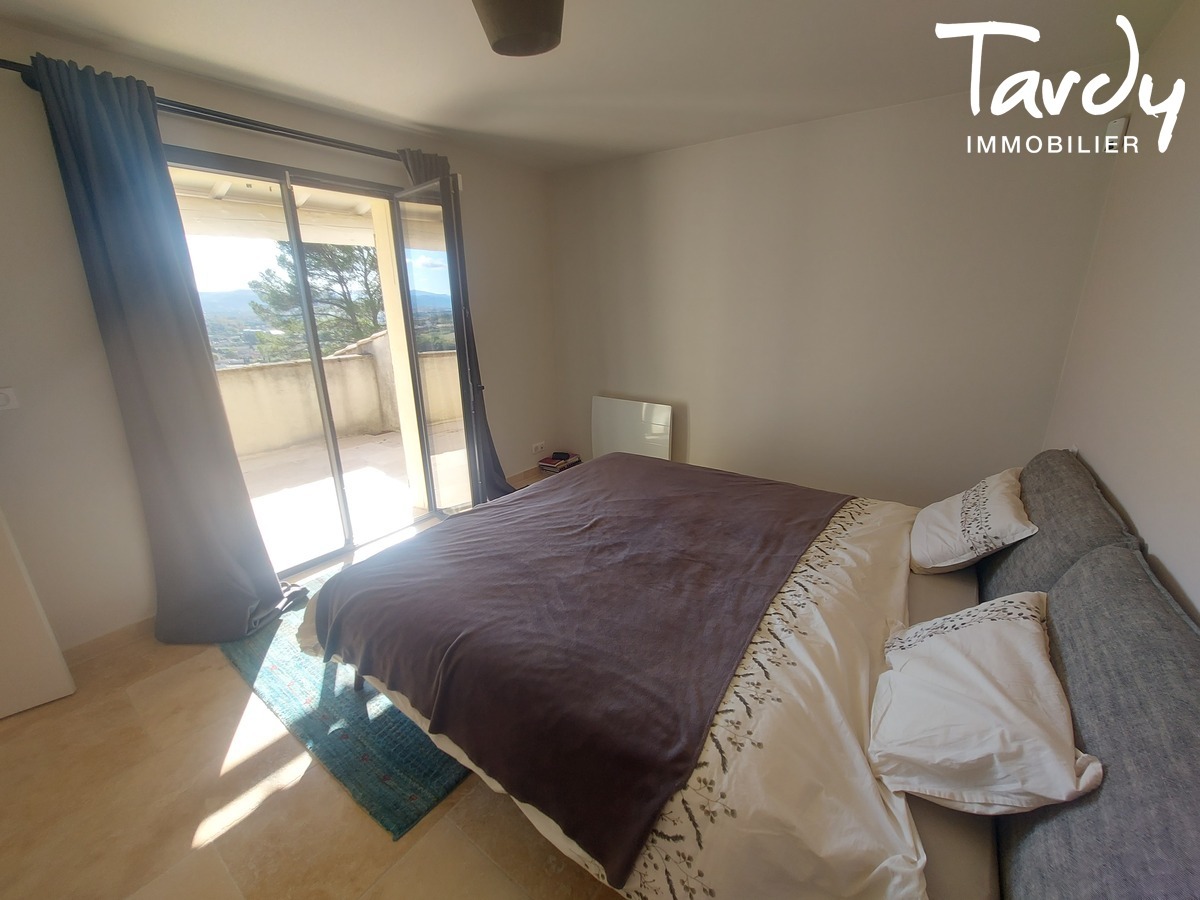 Villa avec finitions - vue imprenable - 84530 VILLELAURE - Lourmarin