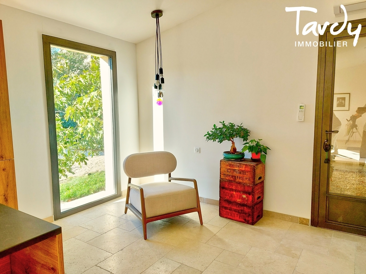 Maison de caractre - village  pied - 84 160 LOURMARIN - Lourmarin