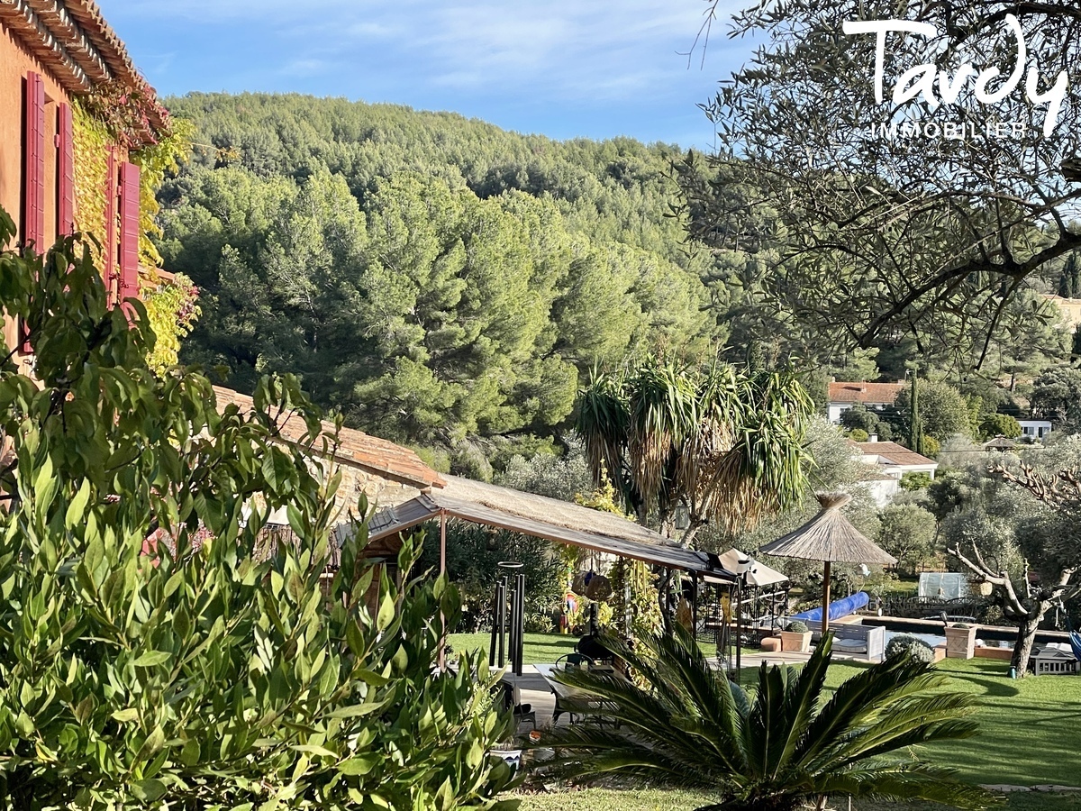 Proprit de charme, proche centre et mer - 83110 SANARY-SUR-MER  - Sanary-sur-Mer