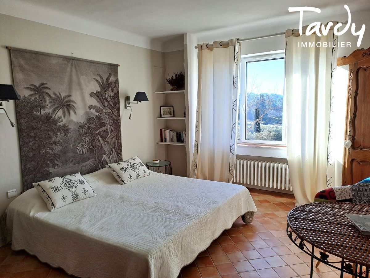 Maison ancienne - proche centre village - 84160 LOURMARIN - Lourmarin
