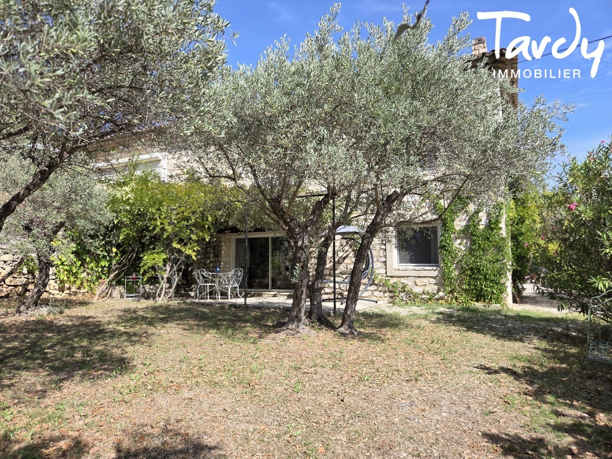 Maison ancienne - proche centre village - 84160 LOURMARIN - Lourmarin