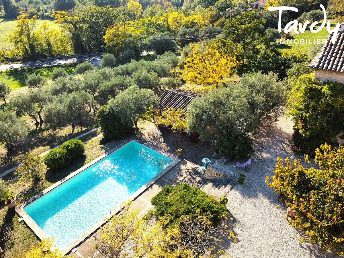 Maison ancienne - proche centre village - 84160 LOURMARIN - Lourmarin