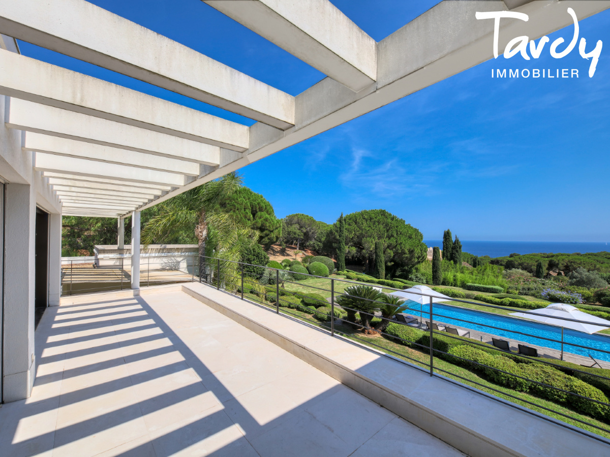 Maison Contemporaine - Vue Mer au calme - 83990 SAINT-TROPEZ  - Saint-Tropez - Villa luxueuse vue Mer Ramatuelle