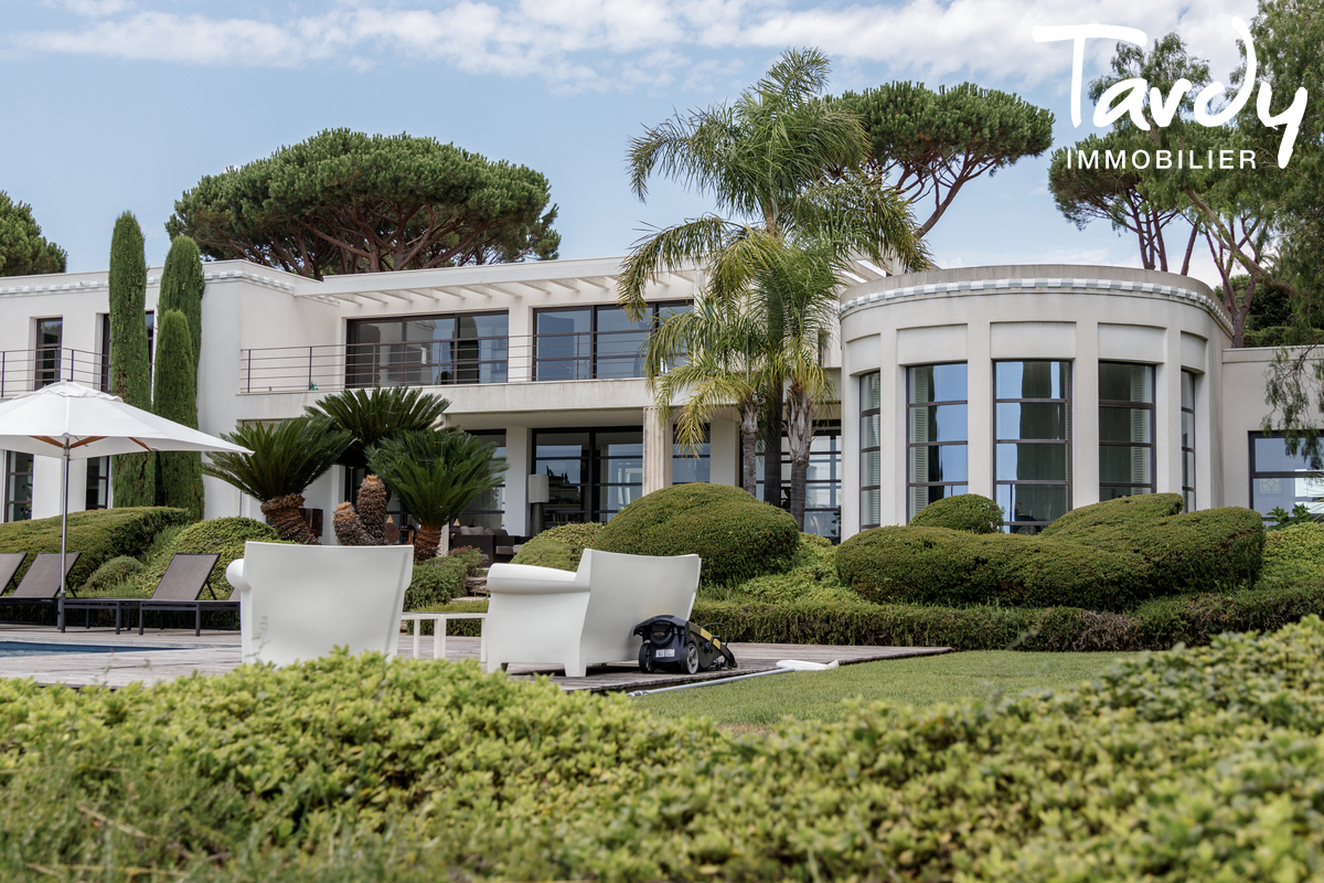 Maison d'architecte - Vue Mer au calme - 83990 SAINT-TROPEZ - Saint-Tropez
