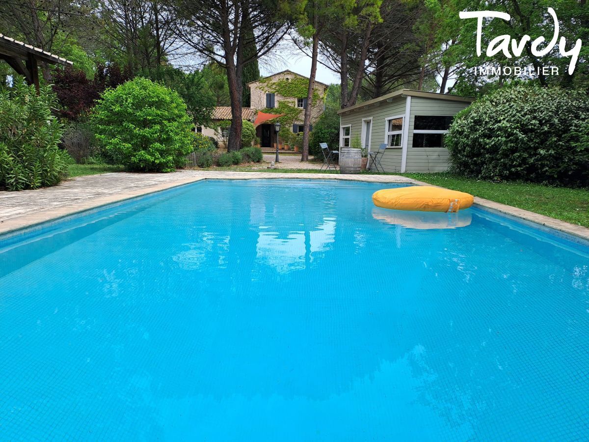 Maison de caractre -1 hectare de terrain - 13 100 AIX EN PROVENCE - Aix-en-Provence