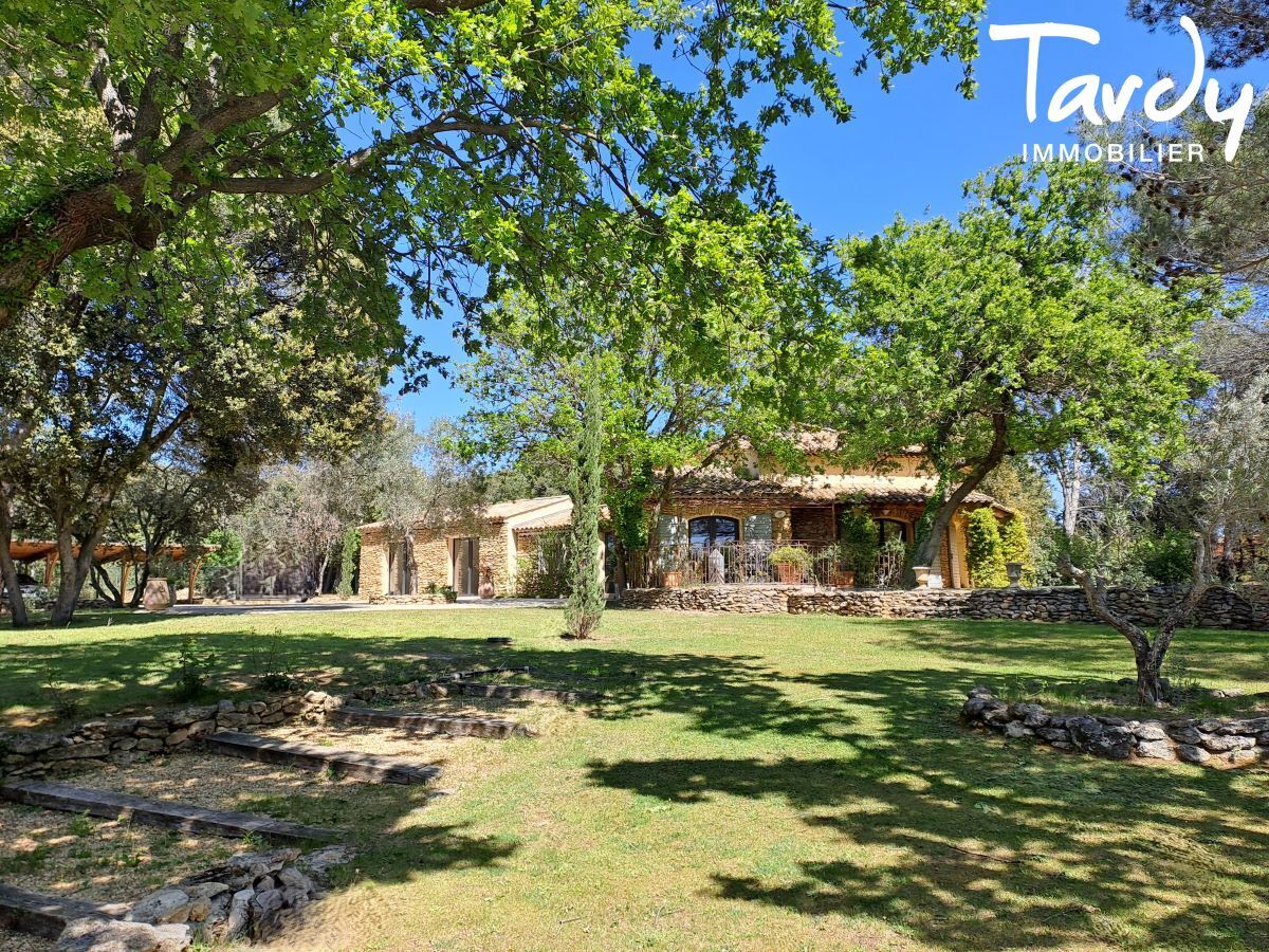 Maison en pierre - Parc paysager avec piscine - Proche 13100 AIX EN PROVENCE - Aix-en-Provence