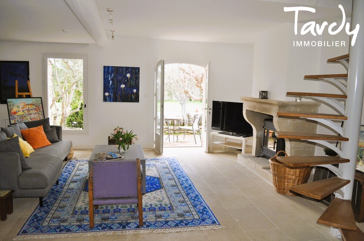 Maison familiale sur grand terrain - 84220 GORDES - Gordes