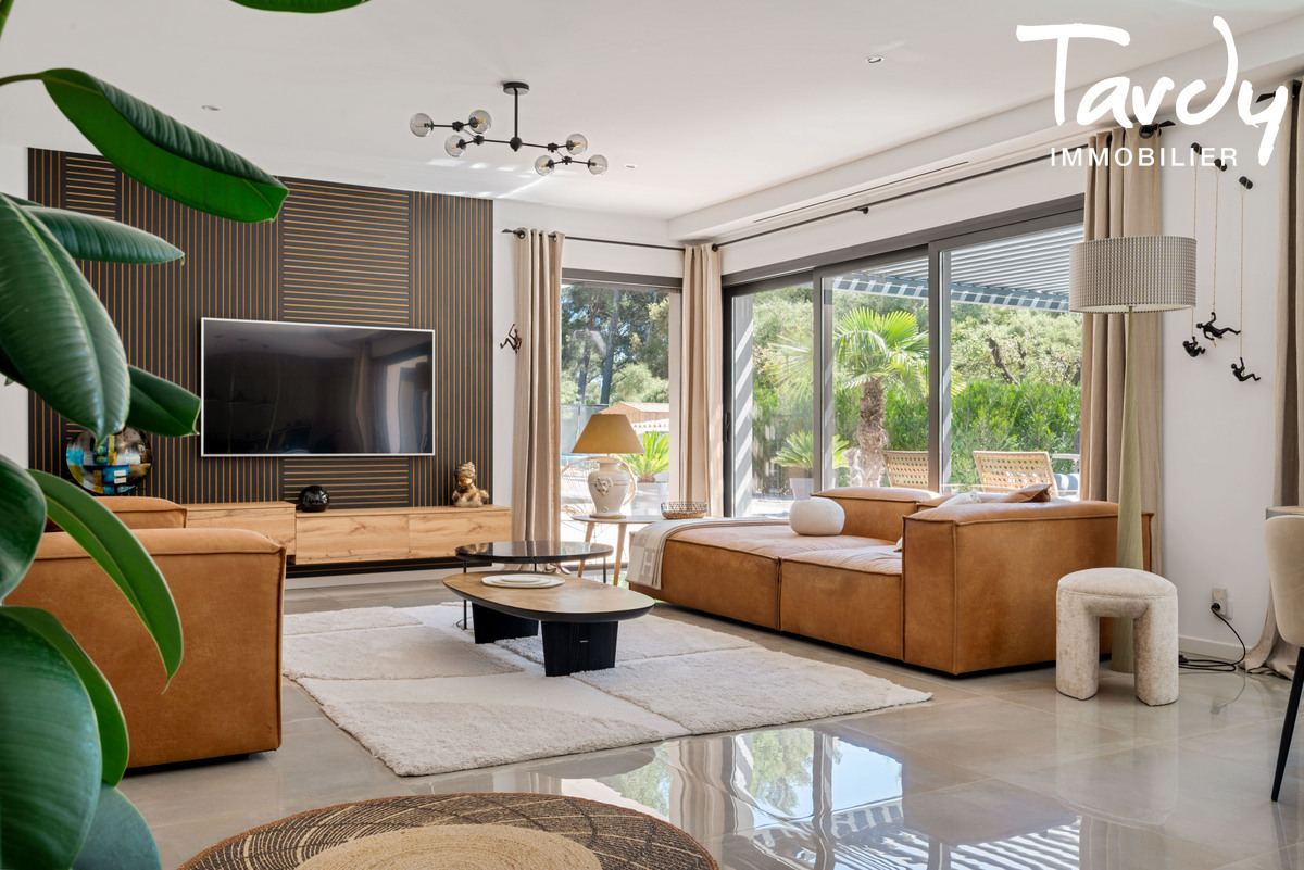 Villa contemporaine de plain-pied - 83270 SAINT-CYR SUR MER - Saint-Cyr-sur-Mer - Villa plain pied saint Cyr sur Mer 83270