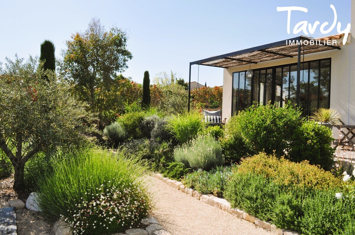 Bastide dans un cadre magnifique et scuris - 84160 PUYVERT - Lourmarin