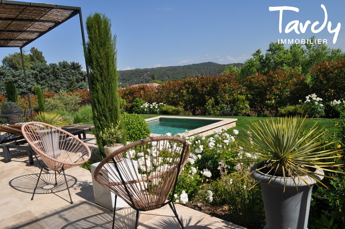 Bastide dans un cadre magnifique et scuris - 84160 PUYVERT - Lourmarin
