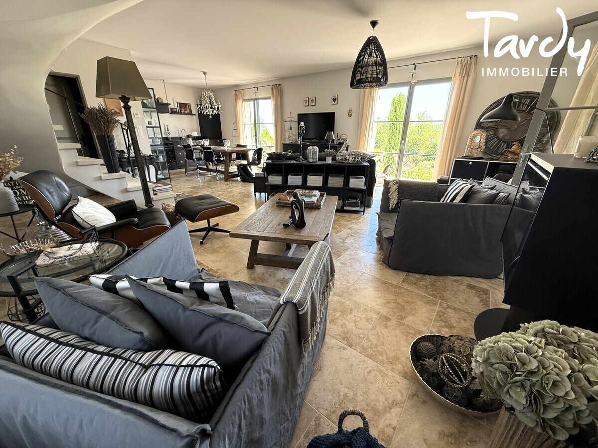 Bastide dans un cadre magnifique proche Lourmarin - 84160 PUYVERT - Lourmarin