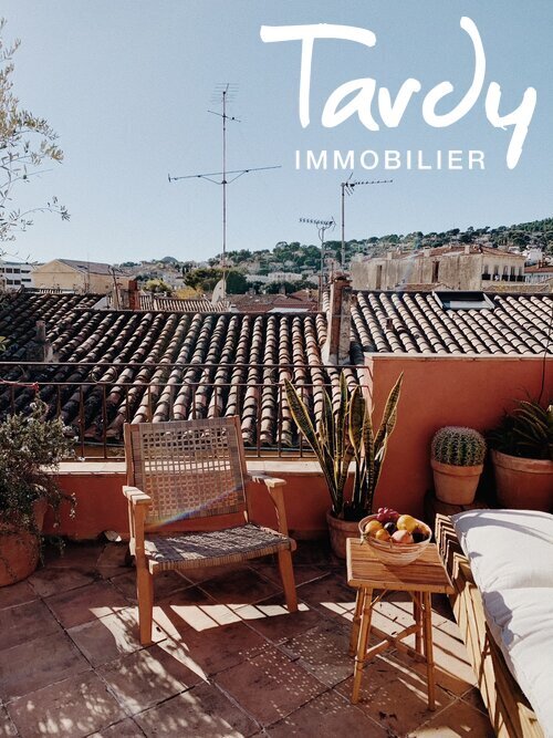 Grande maison, Centre ville - 13600 LA CIOTAT - La Ciotat - Escaliers - 13600 LA CIOTAT