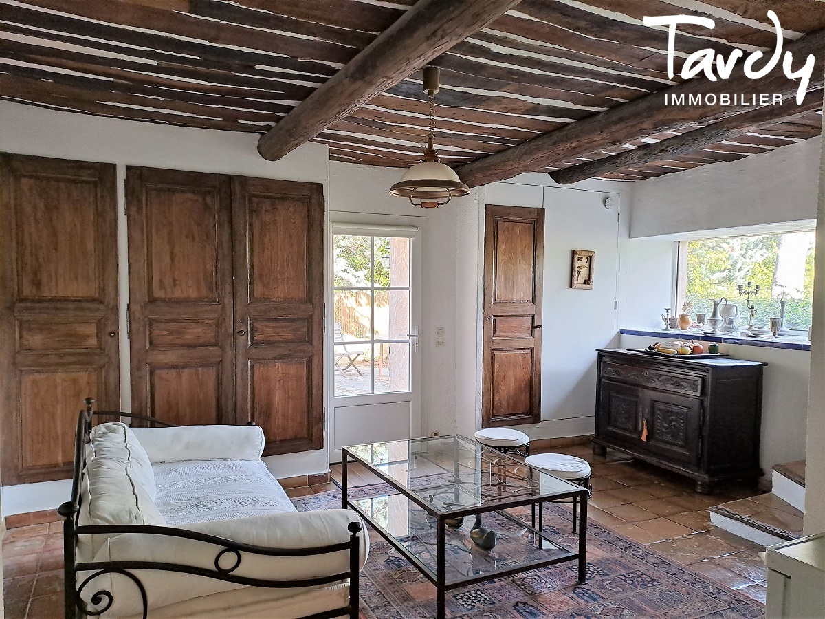 Mas ancien avec maison d'amis - Terrain arbor - 13 100 AIX EN PROVENCE - Aix-en-Provence