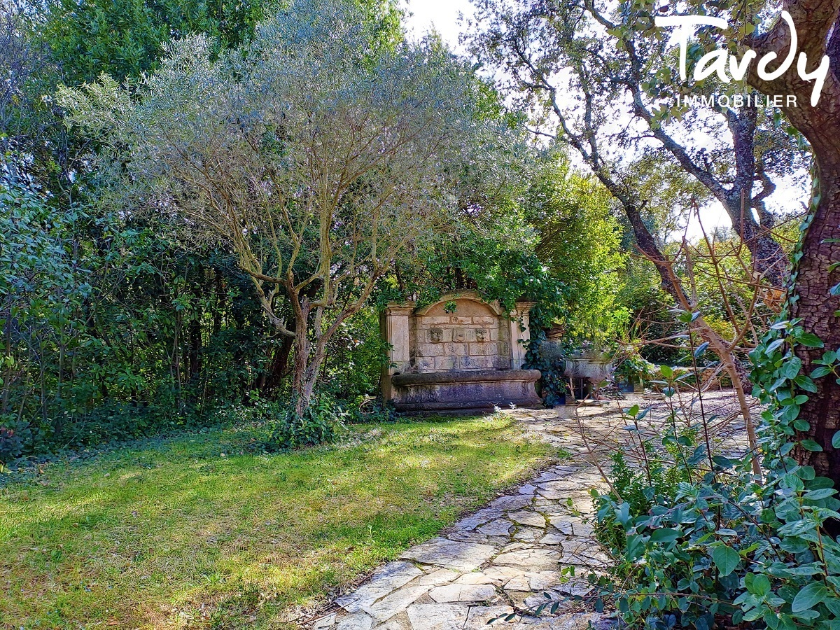 Mas ancien avec maison d'amis - Terrain arbor - 13 100 AIX EN PROVENCE - Aix-en-Provence