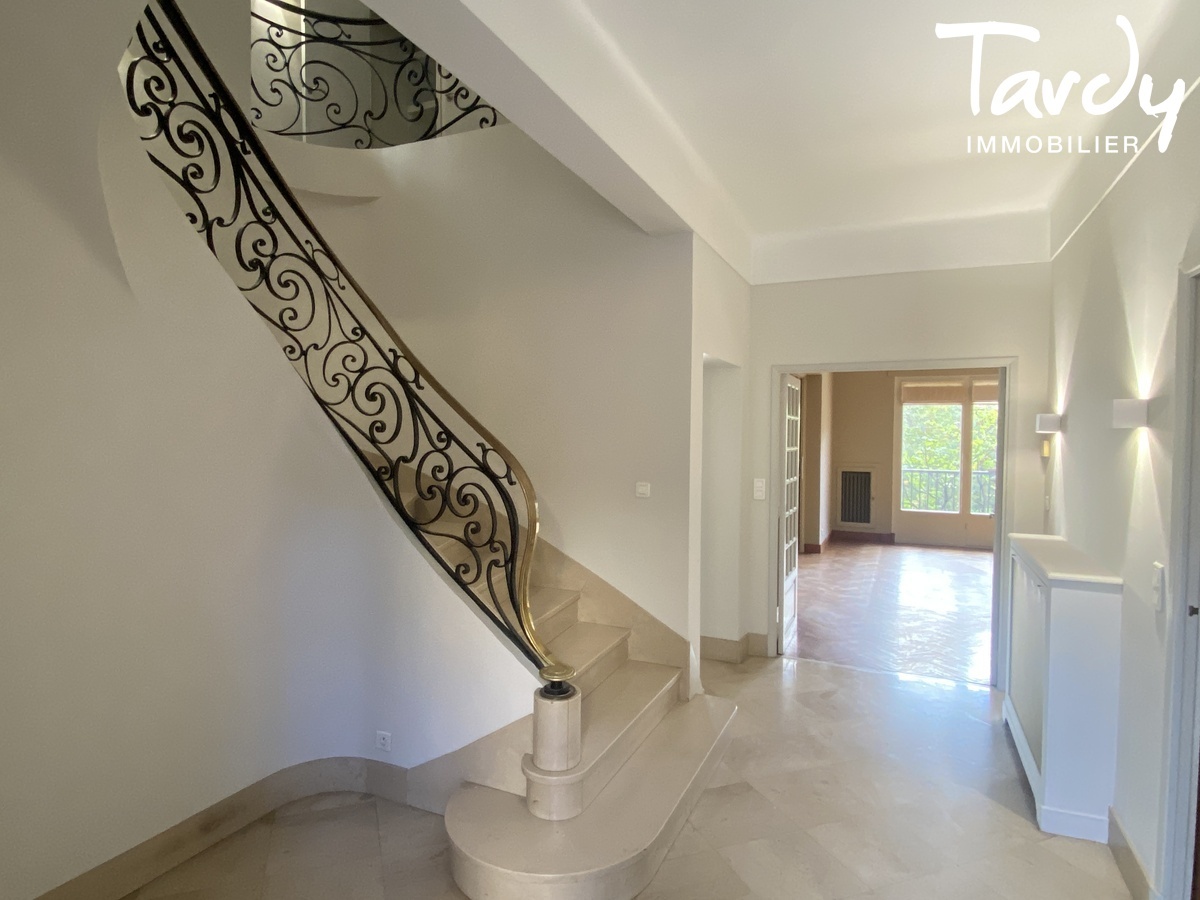 Beau Bourgeois  dans htel Particulier - 13008 MARSEILLE  - Marseille 8me - Villa dans Hotel particulier 13008 Tardy Immobilier