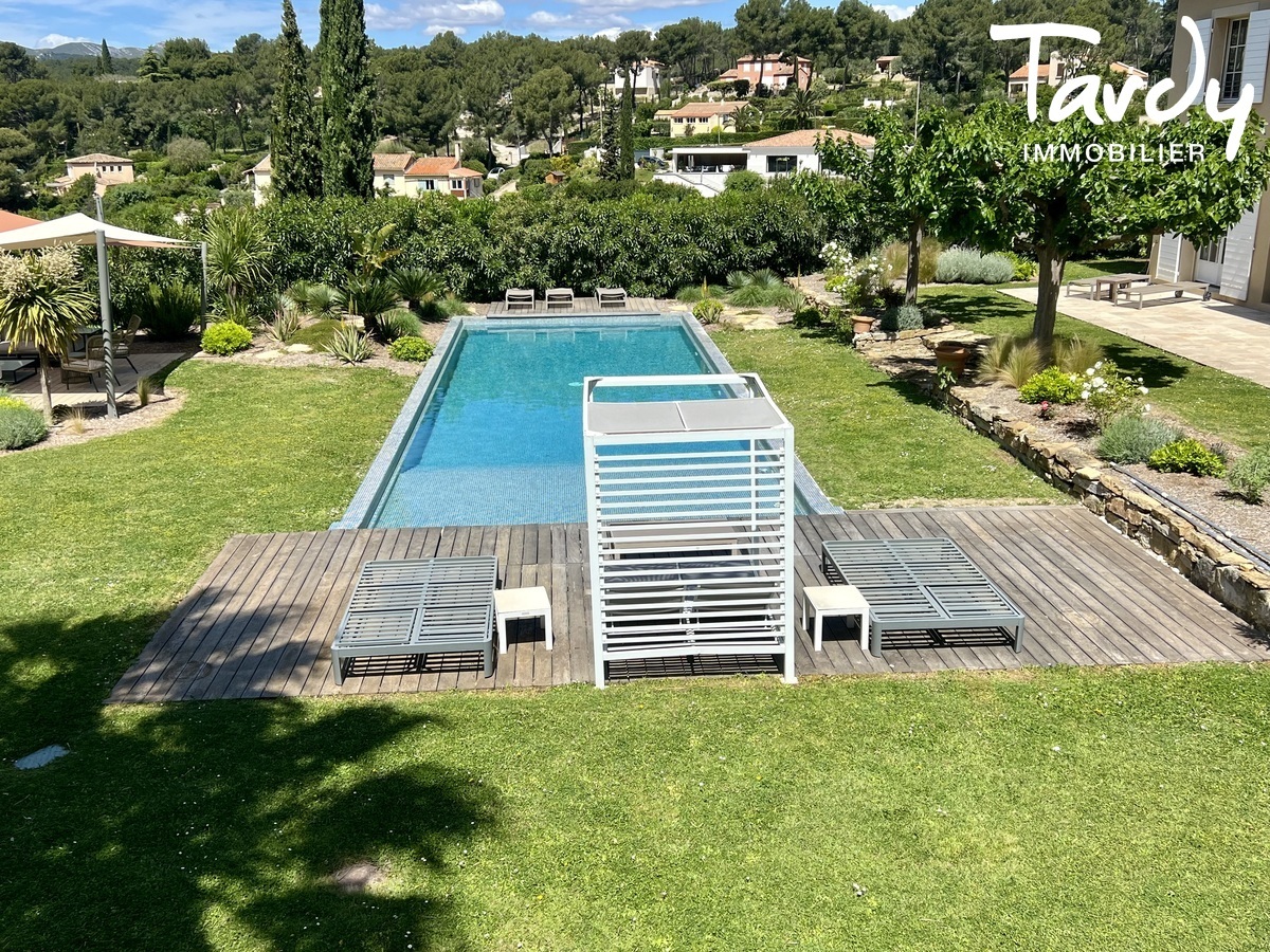 Bastide rcente - Vue dgage - 13260 CASSIS - Cassis