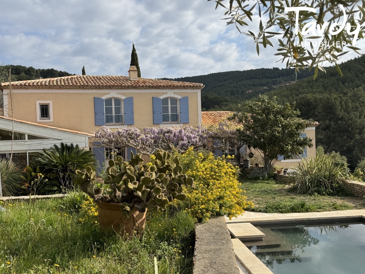 Superbe Proprit familiale - Vue Mer - 13600 LA CIOTAT - La Ciotat