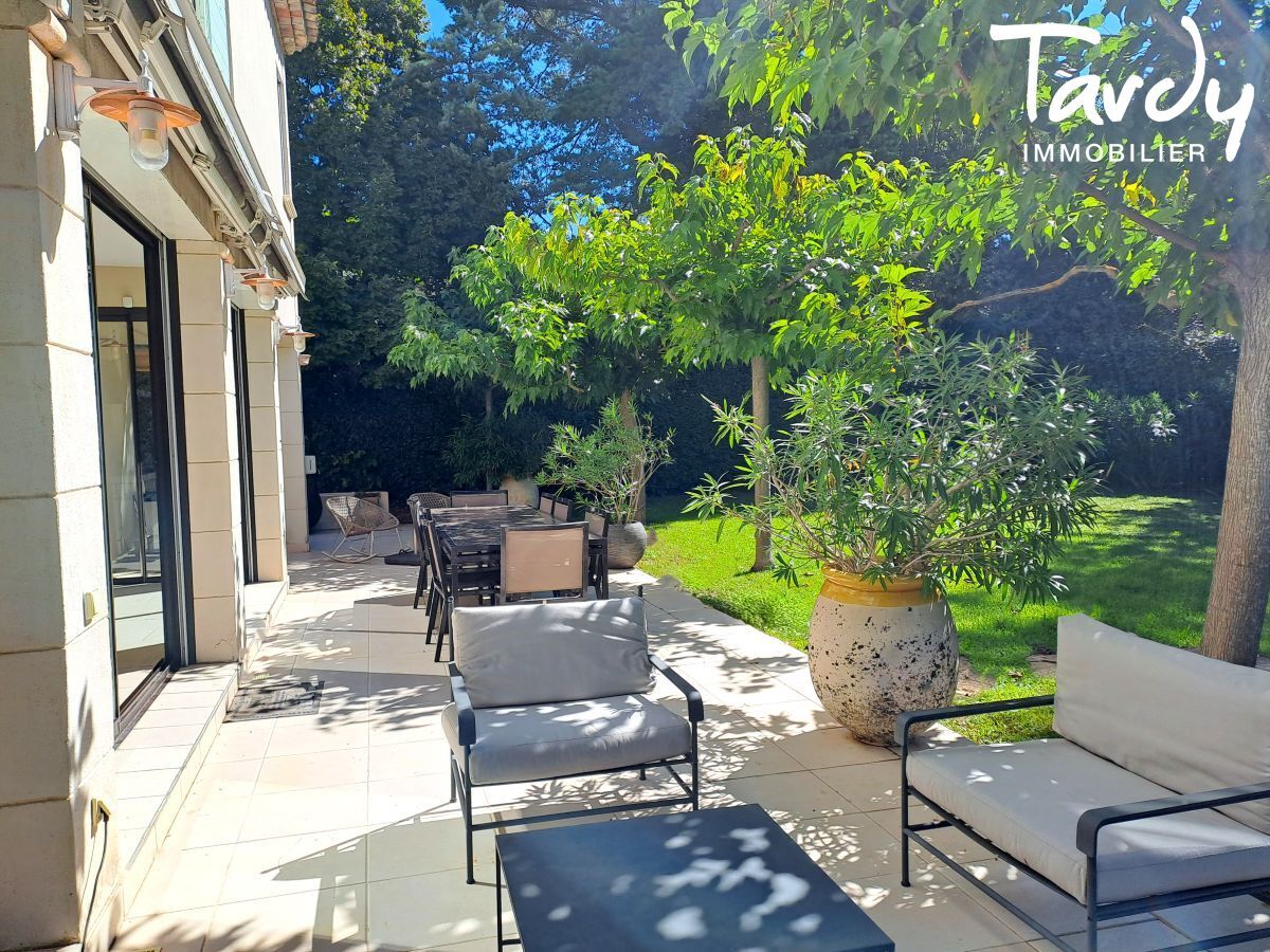 Belle maison avec vue dgage - Campagne - 13 100 AIX EN PROVENCE - Aix-en-Provence