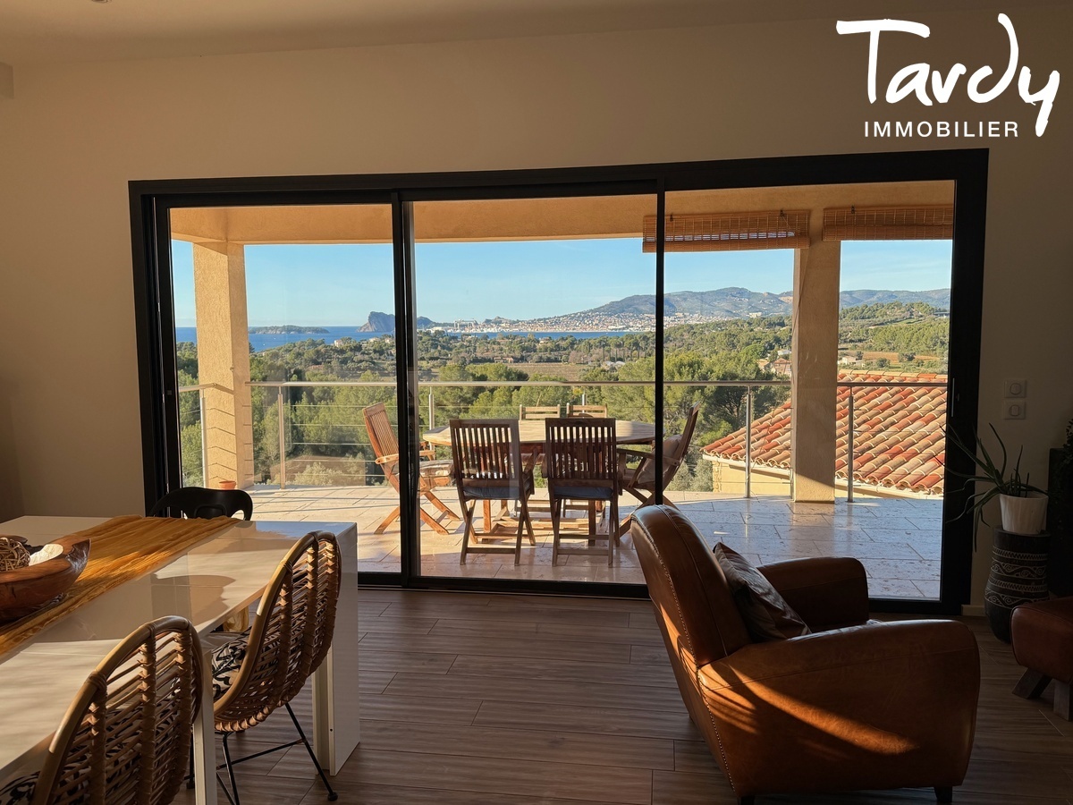Hameau familial proche et vue mer - 13600 LA CIOTAT - La Ciotat