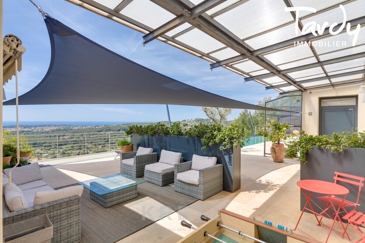 Villa contemporaine vue mer, 10' des plages - 83110 SANARY SUR MER - Sanary-sur-Mer