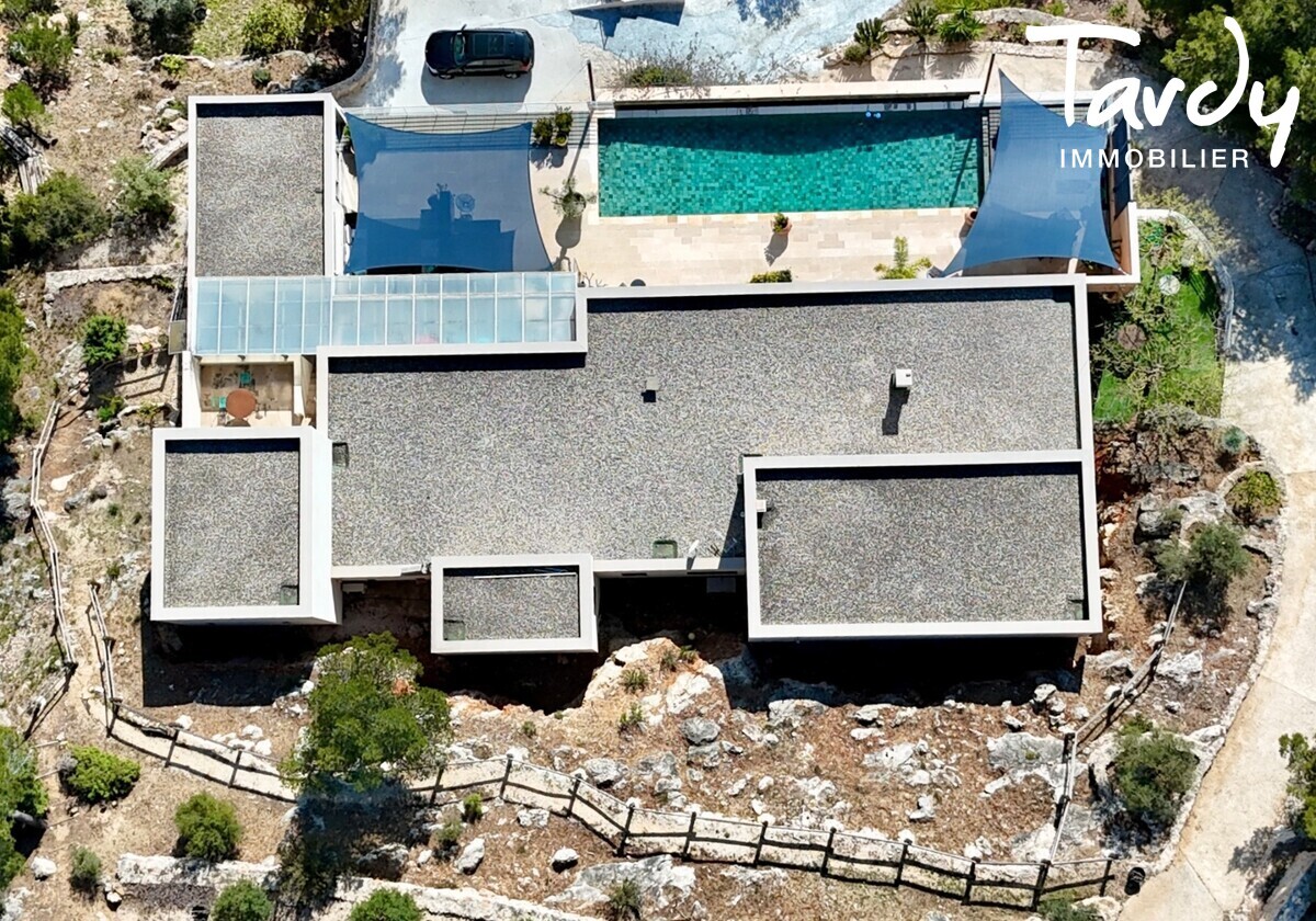 Villa contemporaine vue mer, 10' des plages - 83110 SANARY SUR MER - Sanary-sur-Mer