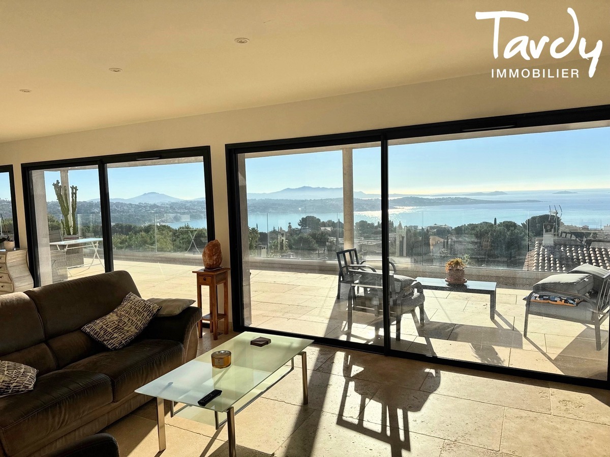 Contemporaine vue mer - 83150 BANDOL - Bandol - Villa vue mer ascenceur Bandol 83150 Tardy Immobilier