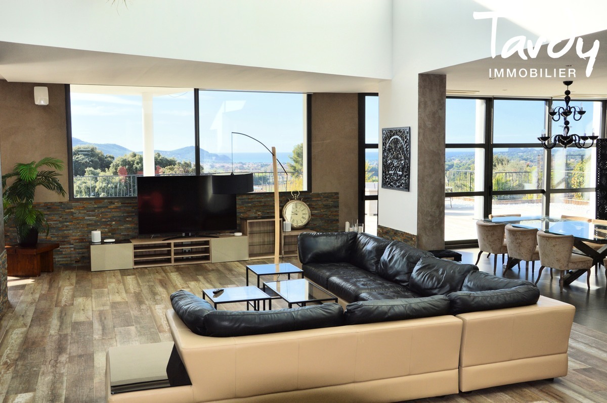 Villa contemporaine Vue D�gag�e et Mer - 83740 LA CADIERE D'AZUR - La Cadi�re-d'Azur