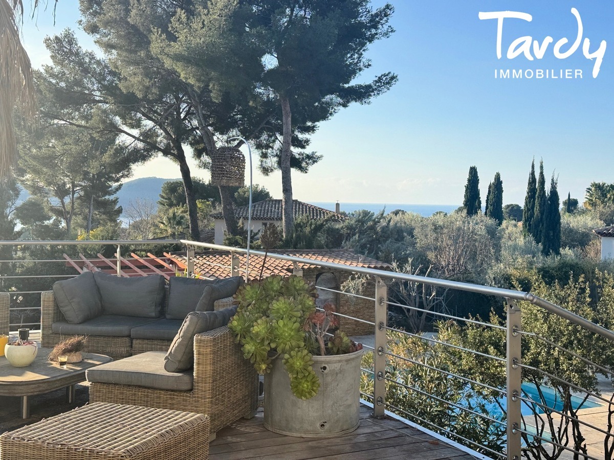Villa + permis purg, proche plage, vue mer - 83270 SAINT CYR SUR MER - Saint-Cyr-sur-Mer - Villa Saint Cyr sur Mer avec PC accord et purg pour seconde villa proche mer Tardy Immobilier.