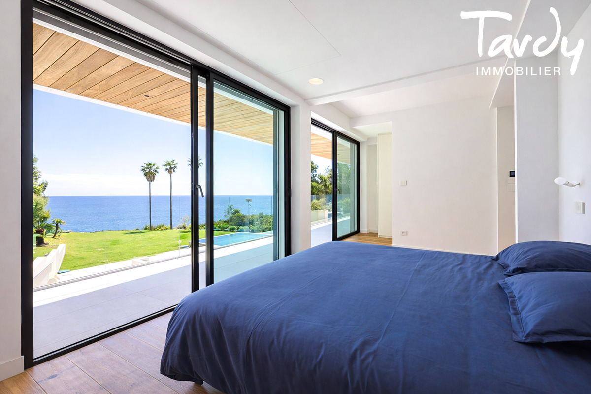 Contemporaine face � la mer - 83150 BANDOL - Bandol