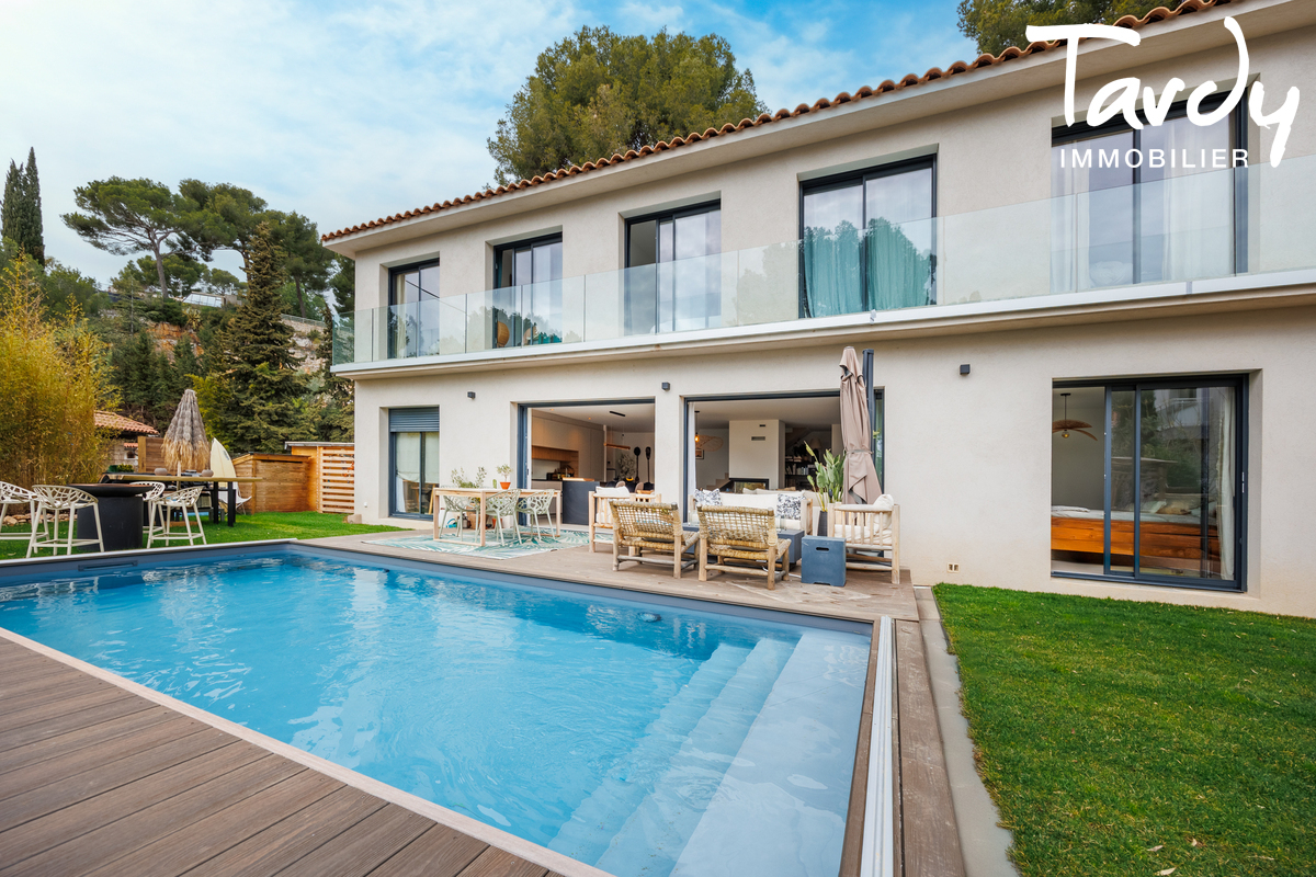 Villa rcente contemporaine - 13260 CASSIS - Cassis - Villa contemporaine Cassis - Tardy Immobilier
