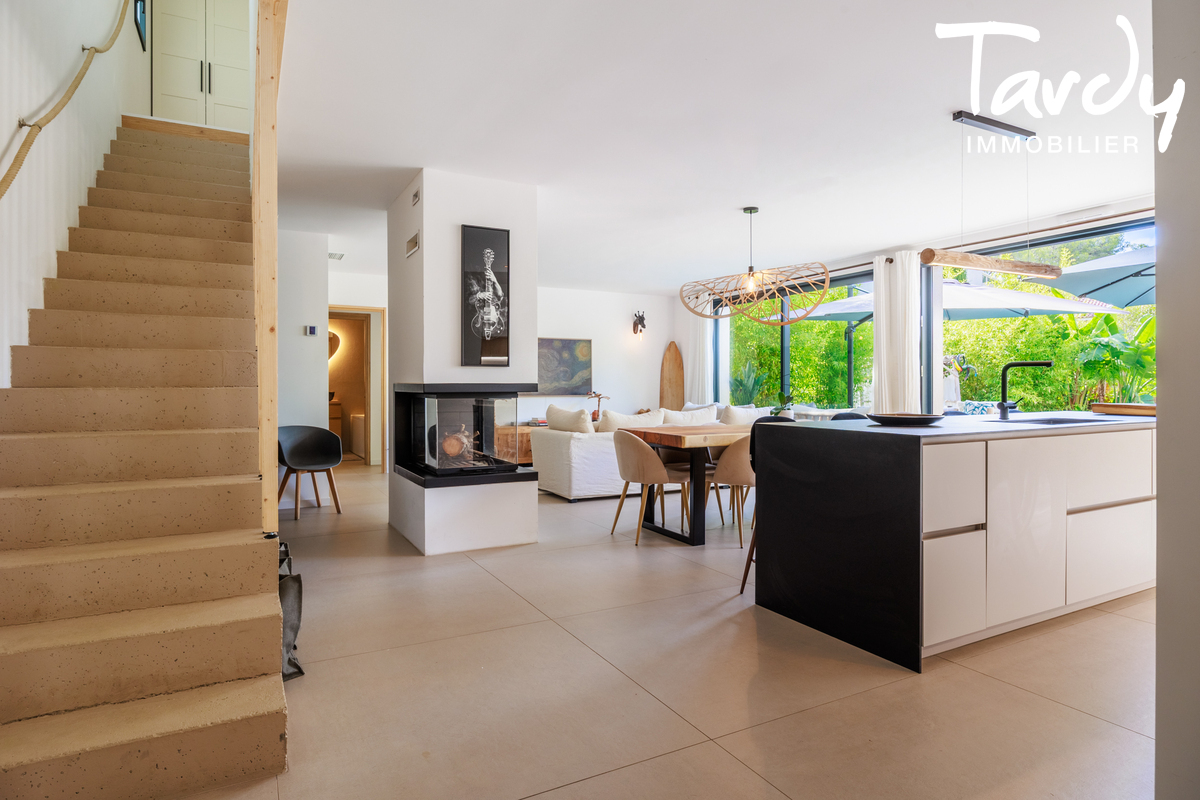 Villa rcente contemporaine - 13260 CASSIS - Cassis - Villa tout  pieds - 13260 Cassis