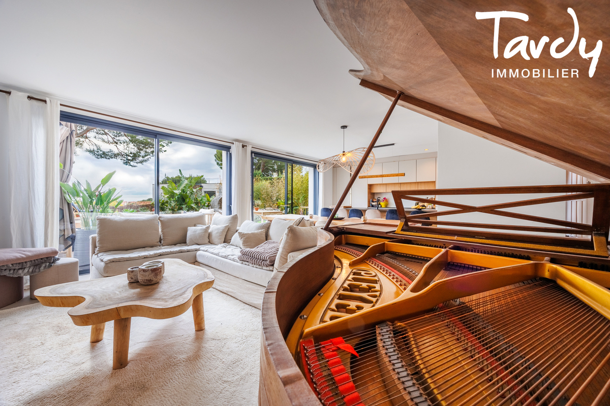 Villa rcente contemporaine - 13260 CASSIS - Cassis