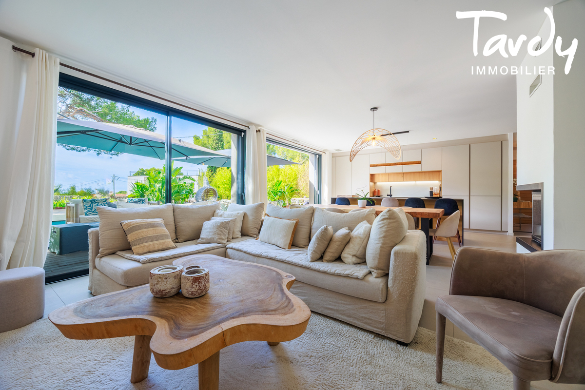 Villa rcente contemporaine - 13260 CASSIS - Cassis
