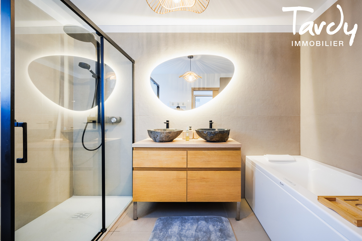 Villa rcente contemporaine - 13260 CASSIS - Cassis
