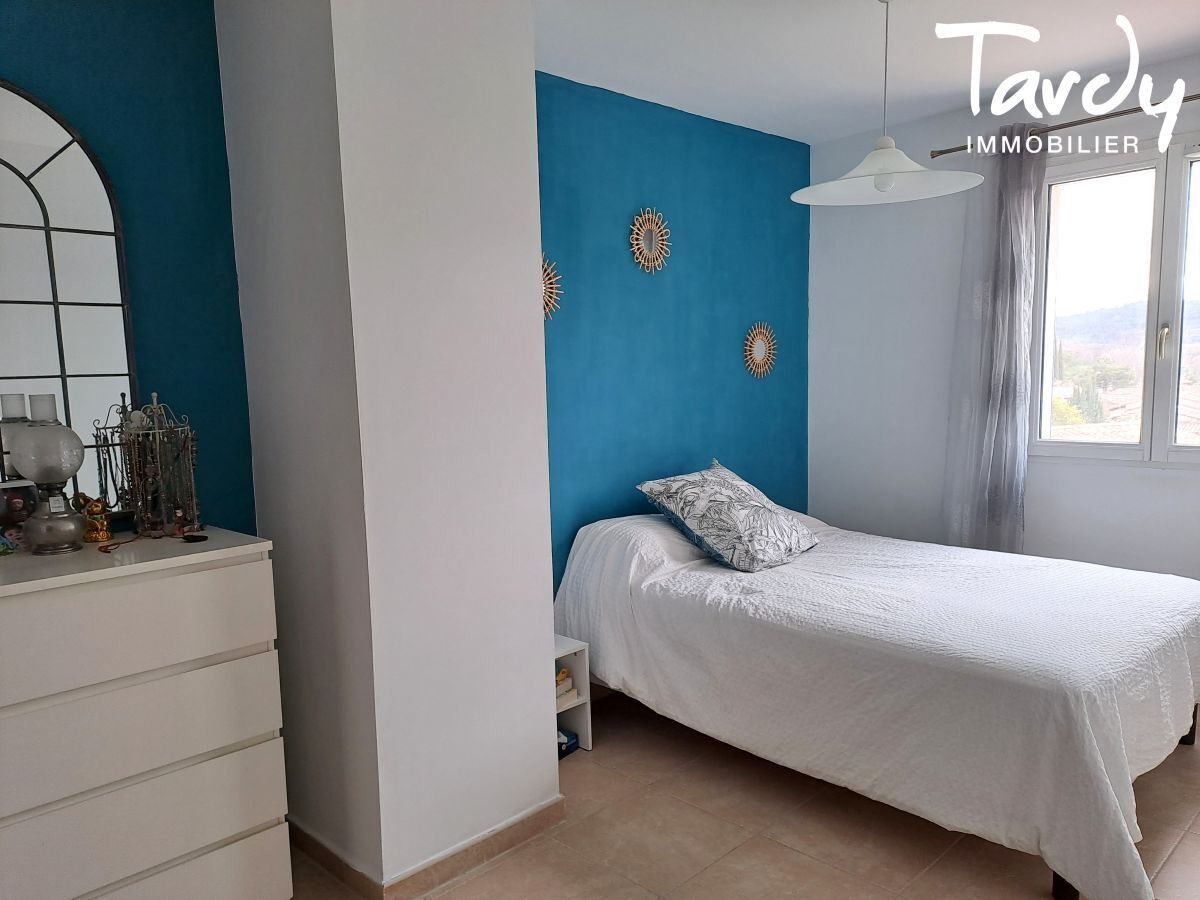 Jolie maison rcente - Au calme - 84 160 LOURMARIN - Lourmarin