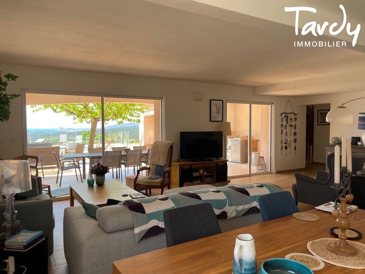 Villa vue mer panoramique  180 - 83740 LA CADIERE D'AZUR - La Cadire-d'Azur