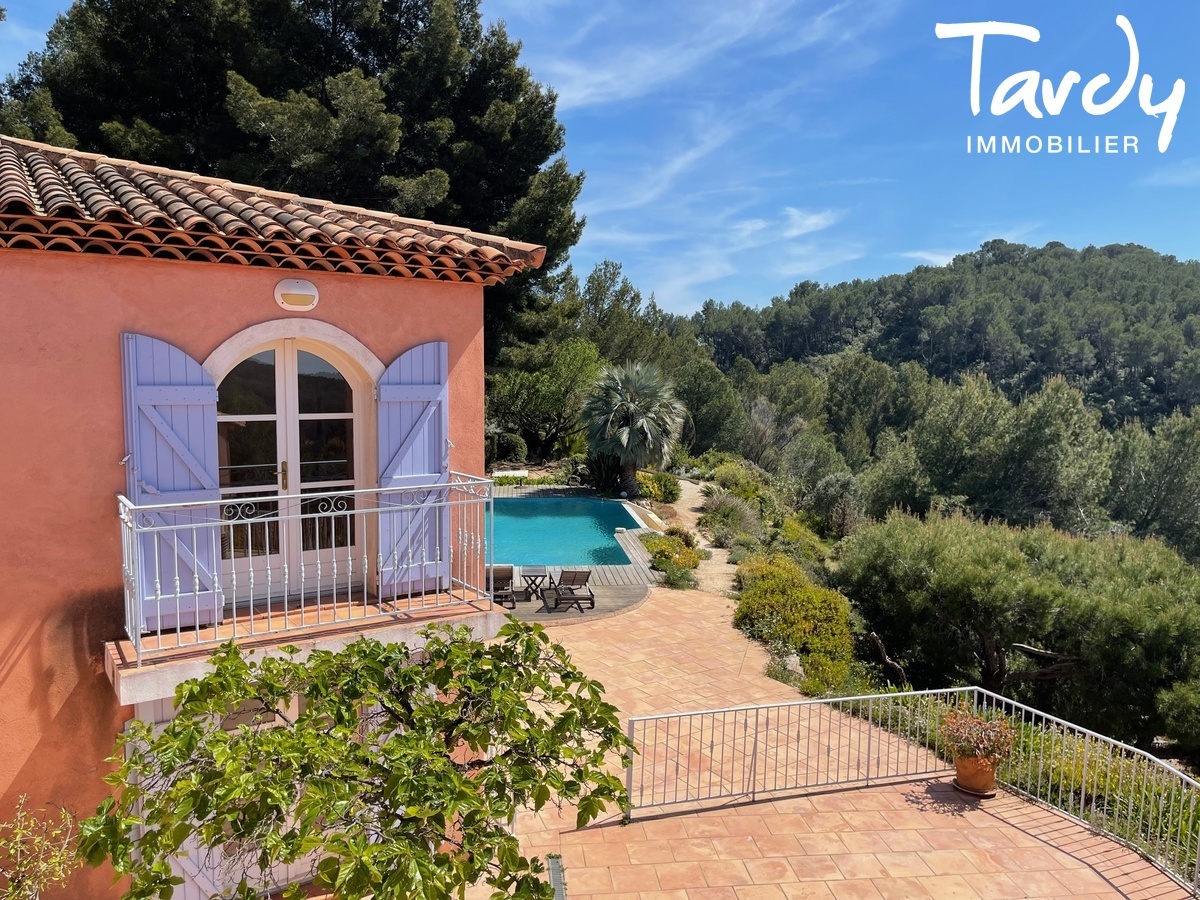 Proprit familiale, vue mer et collines - 83110 SANARY SUR MER - Sanary-sur-Mer