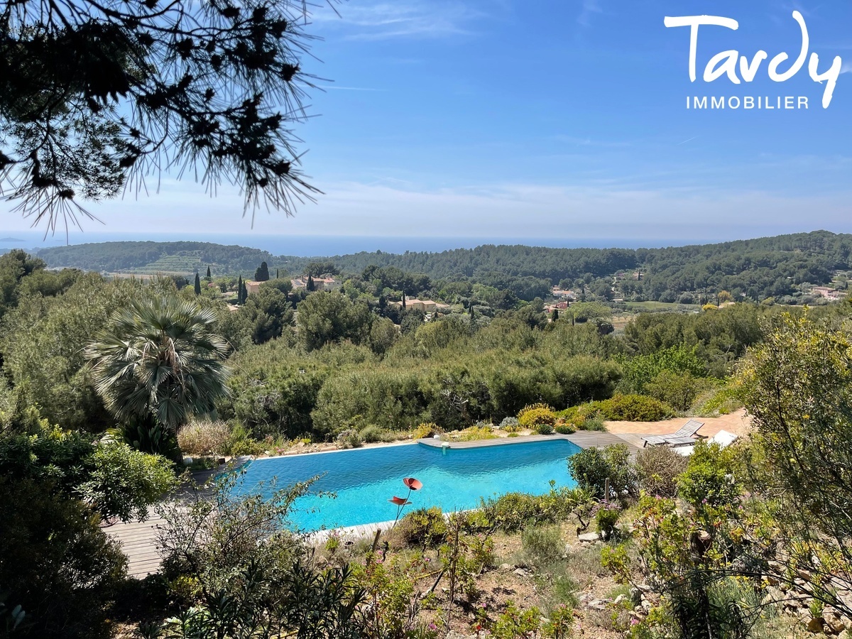 Proprit familiale, vue mer et collines - 83110 SANARY SUR MER - Sanary-sur-Mer - PROPRIETE FAMILIALE